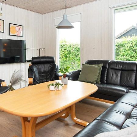 9 Person Holiday Home In Juelsminde Sonderby  Exteriör bild