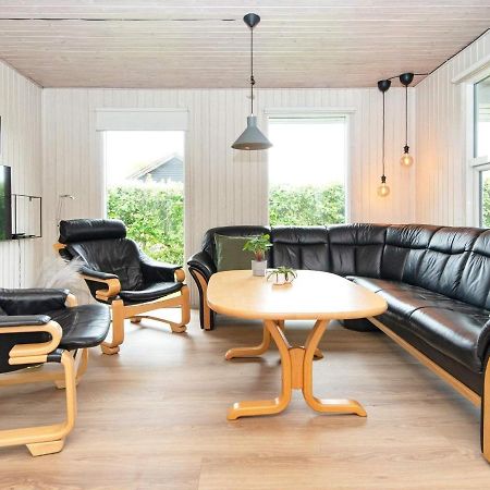 9 Person Holiday Home In Juelsminde Sonderby  Exteriör bild