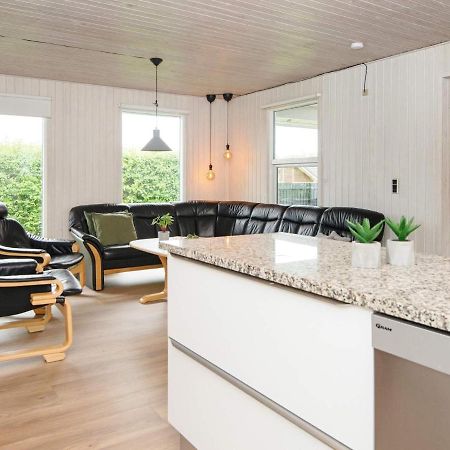 9 Person Holiday Home In Juelsminde Sonderby  Exteriör bild
