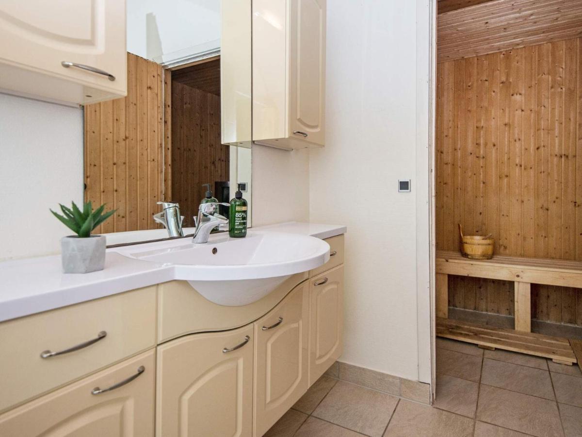 9 Person Holiday Home In Juelsminde Sonderby  Exteriör bild