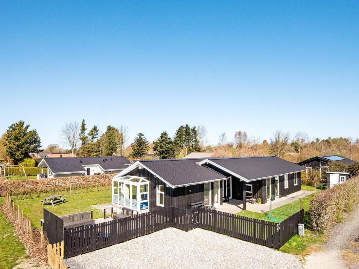 9 Person Holiday Home In Juelsminde Sonderby  Exteriör bild
