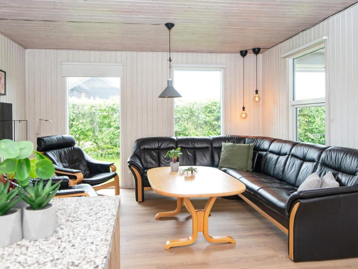9 Person Holiday Home In Juelsminde Sonderby  Exteriör bild