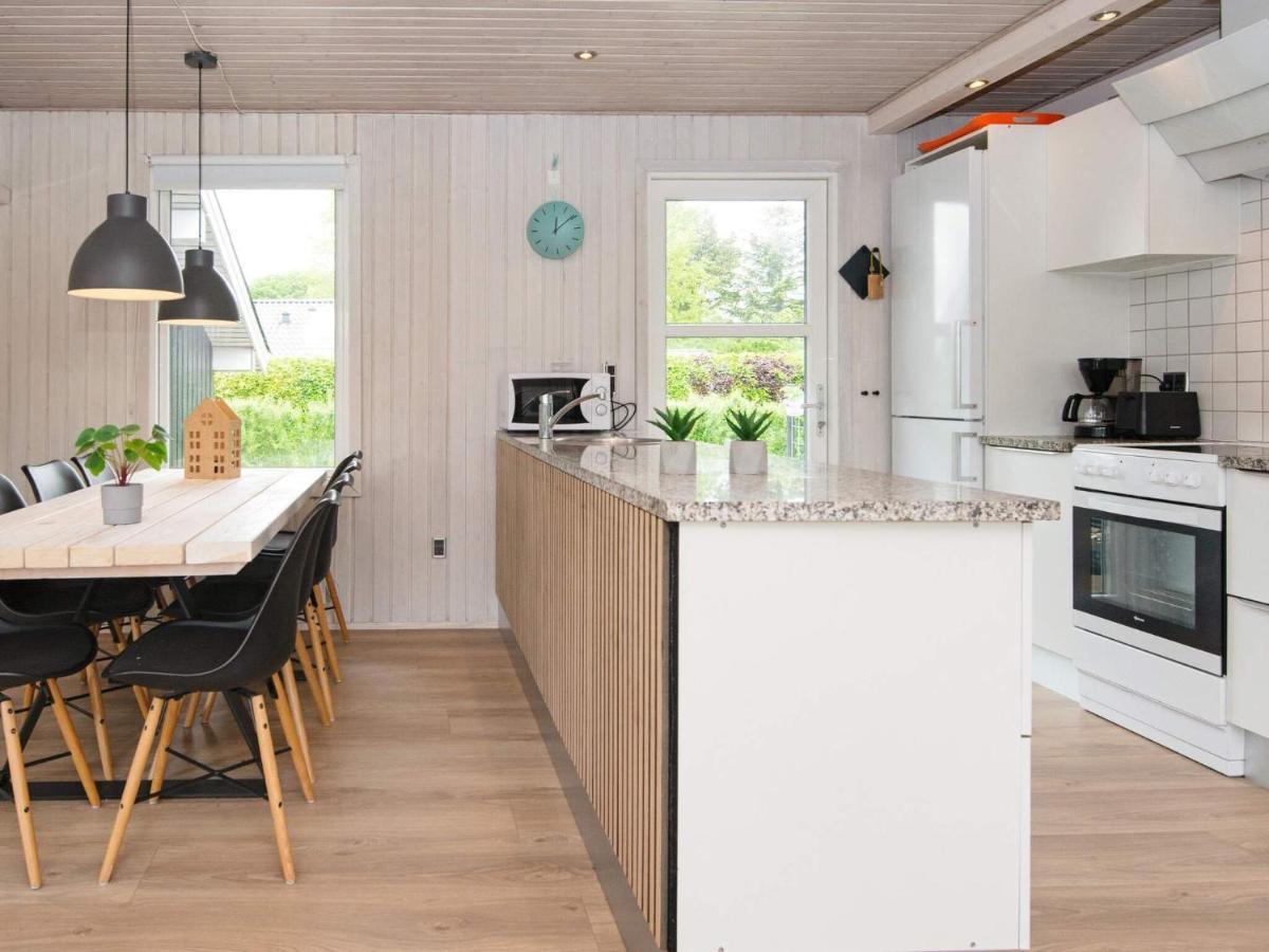 9 Person Holiday Home In Juelsminde Sonderby  Exteriör bild