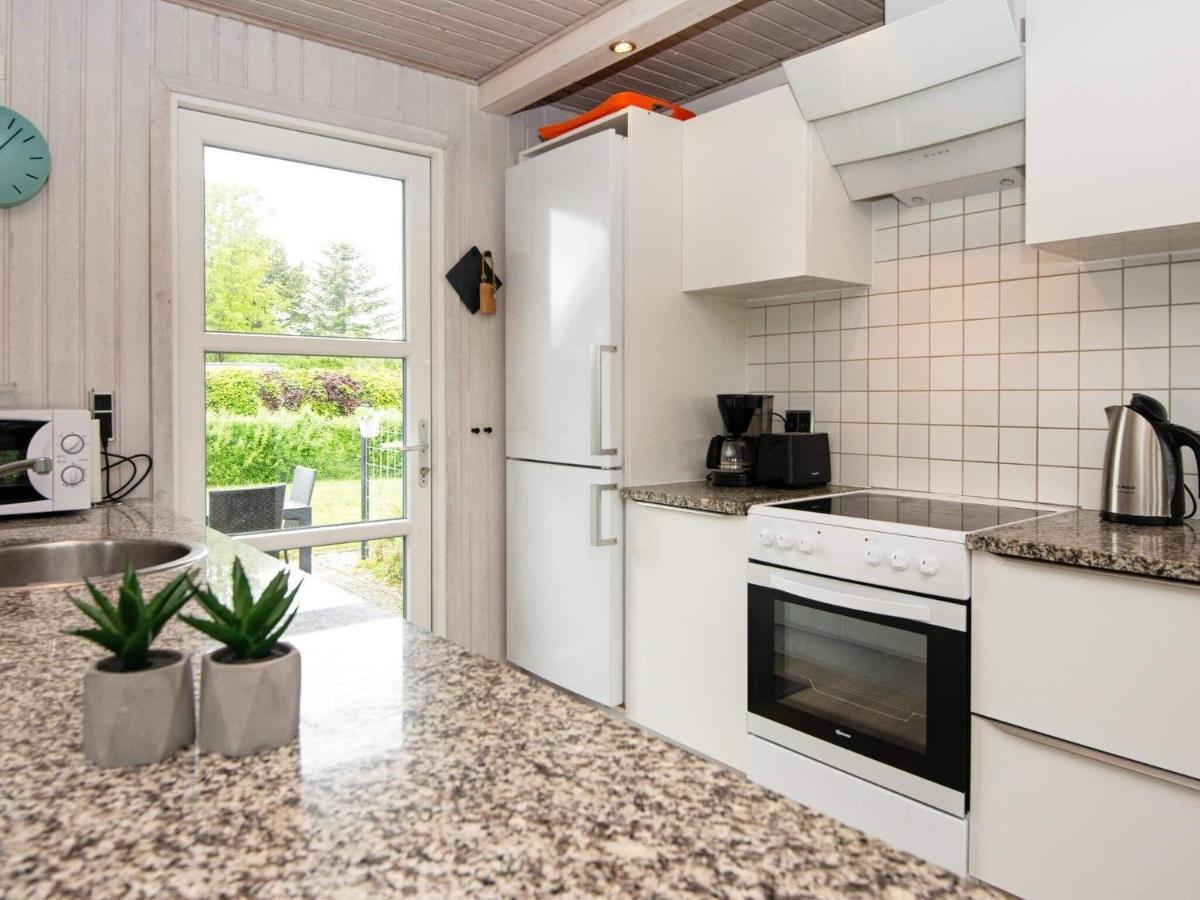 9 Person Holiday Home In Juelsminde Sonderby  Exteriör bild