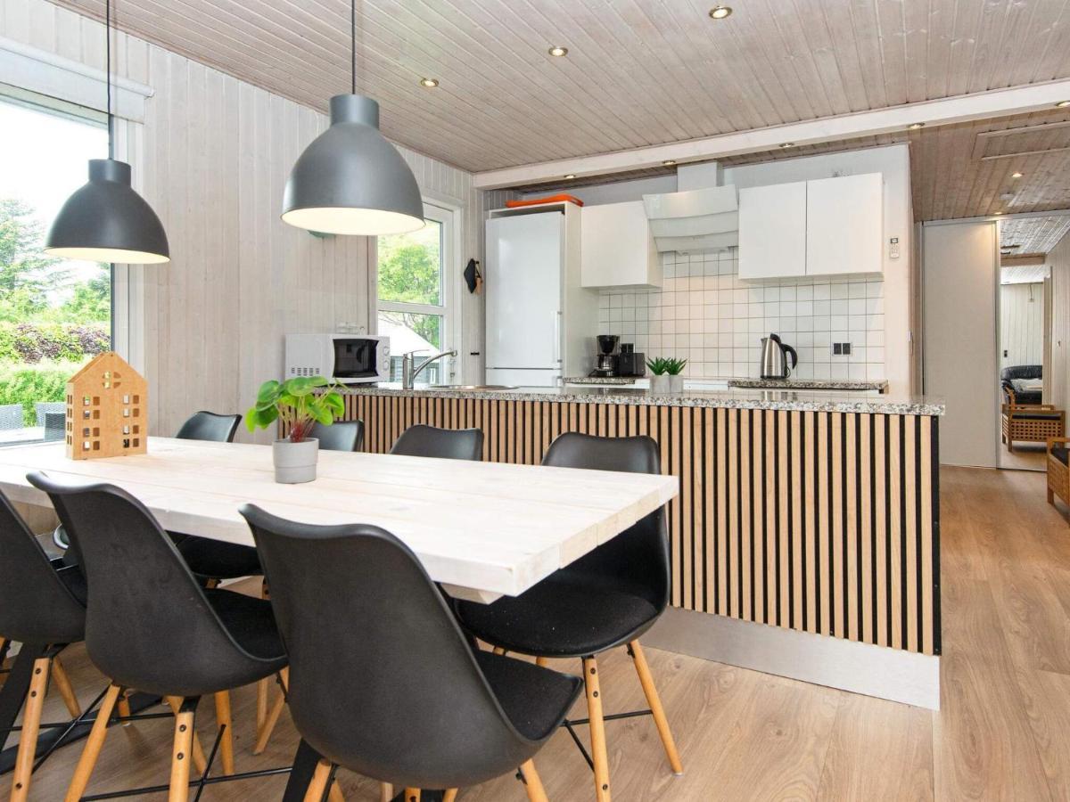 9 Person Holiday Home In Juelsminde Sonderby  Exteriör bild