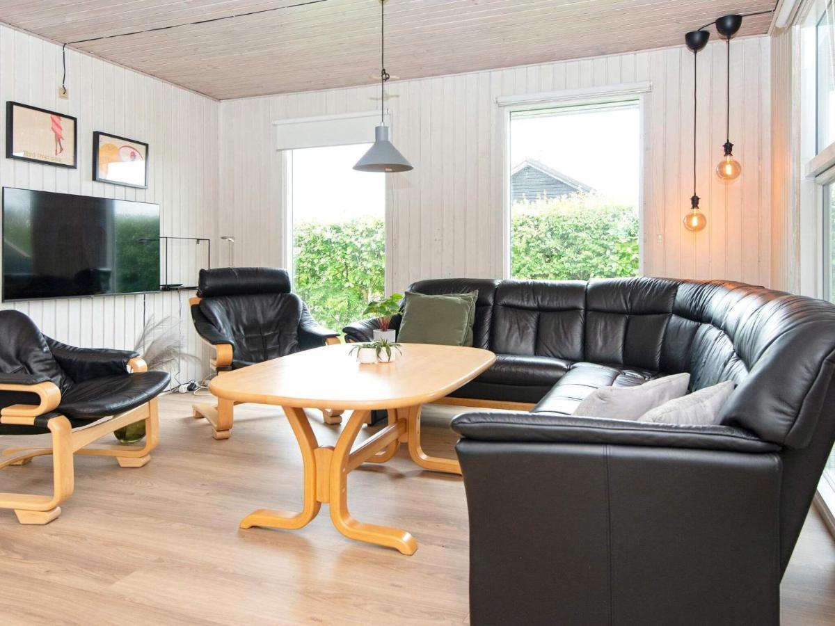 9 Person Holiday Home In Juelsminde Sonderby  Exteriör bild